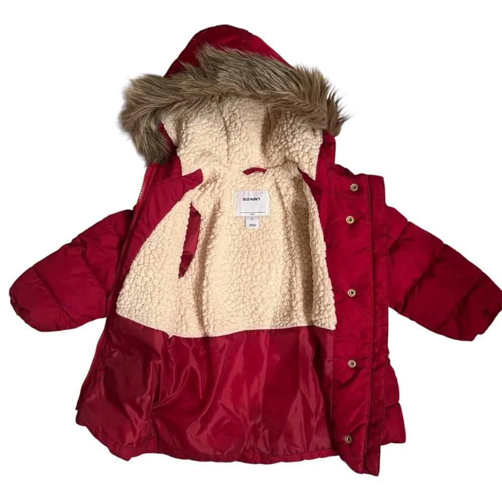 Old Navy toddler girls Sherpa maroon quilted winter fur hood parka jacket Sz 2T